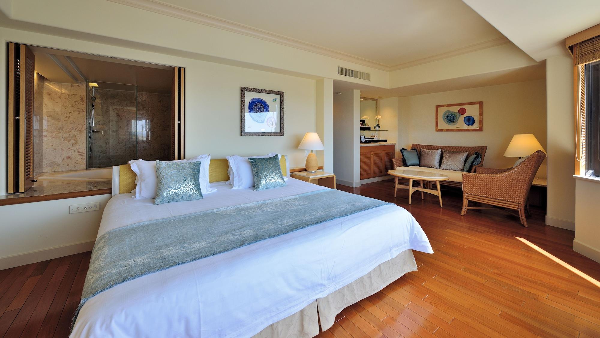 Отель The Naha Terrace Экстерьер фото