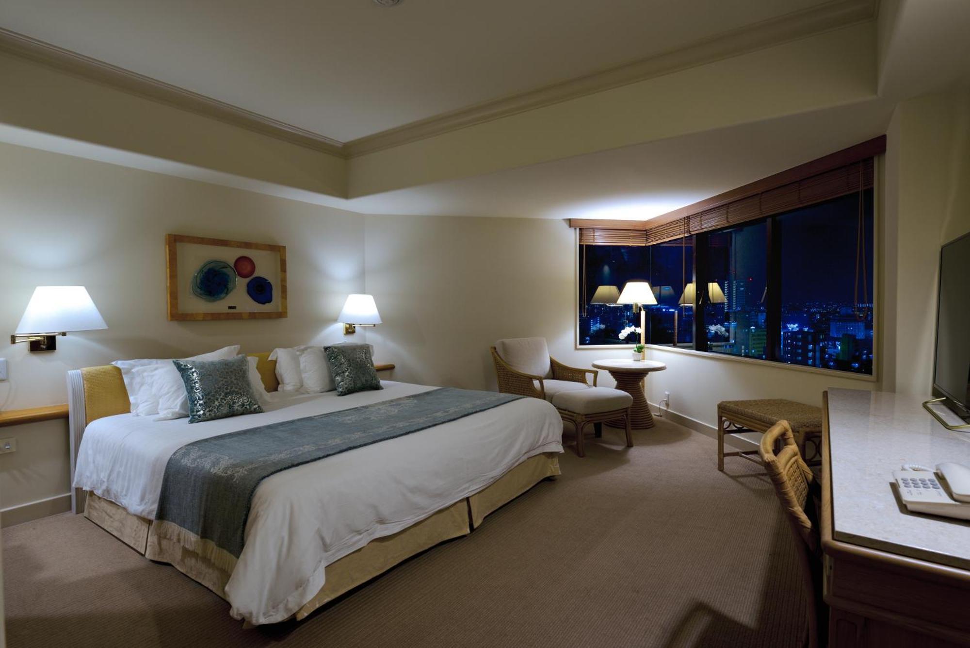 Отель The Naha Terrace Экстерьер фото