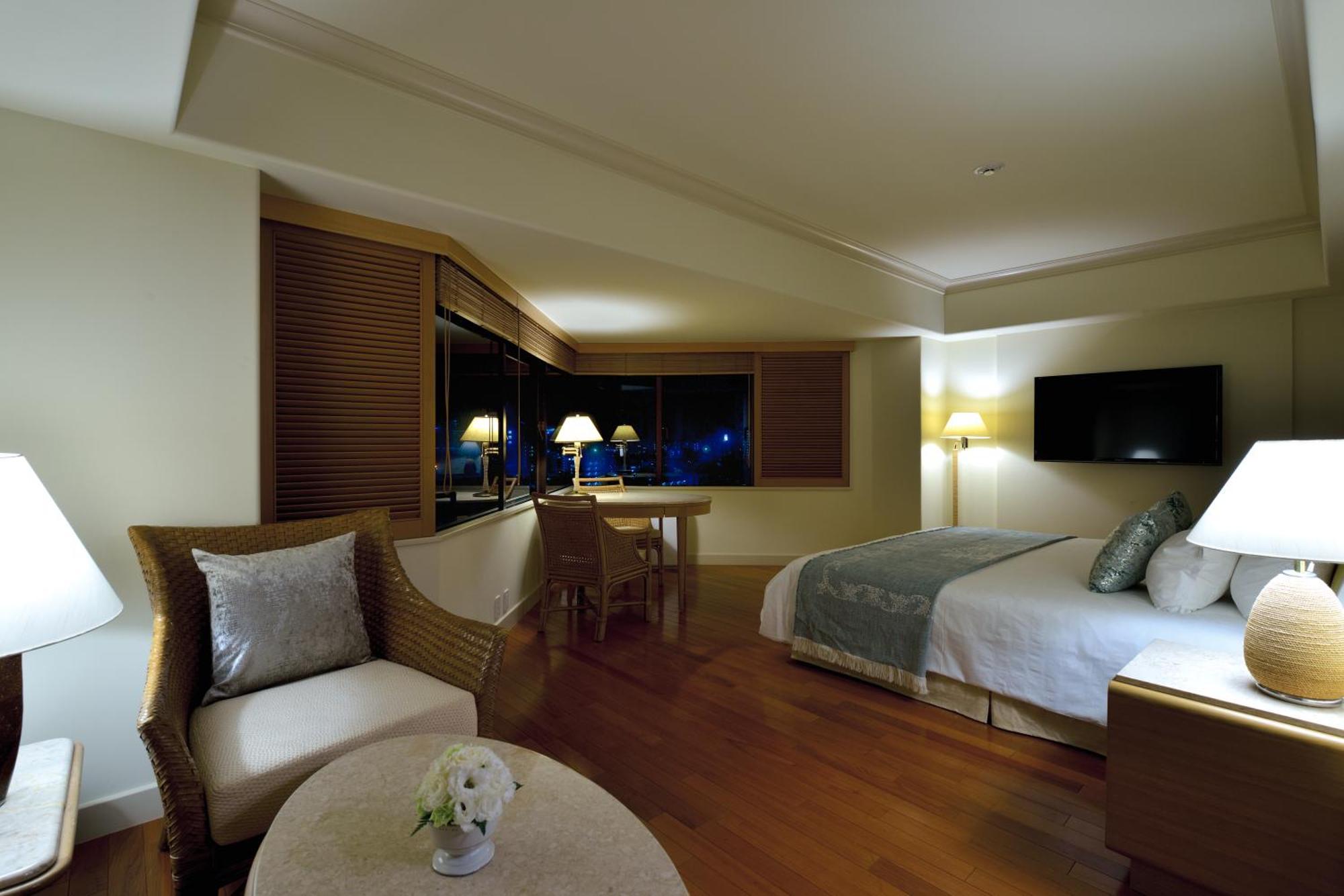 Отель The Naha Terrace Экстерьер фото